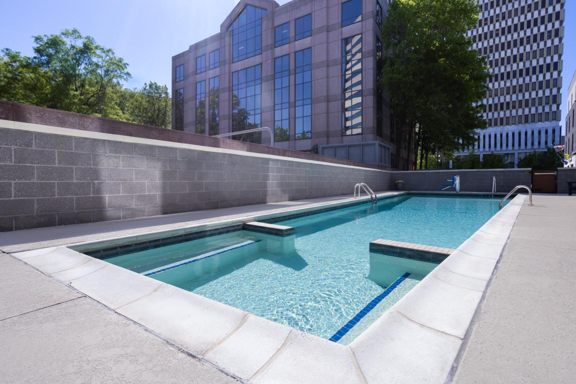 Home2 Suites By Hilton Greenville Downtown Exterior photo